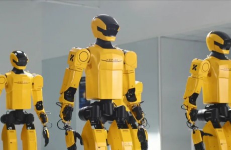 先于特斯拉，千臺訂單在手！又一國產人形機器人開啟規模量產